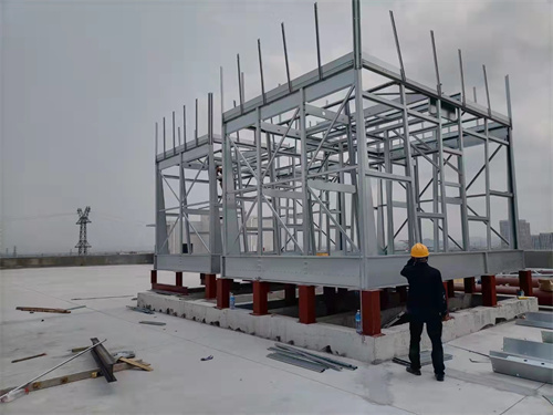 新型節能冷卻塔基礎施工時的注意事項(冷卻塔基礎工程施工視頻)