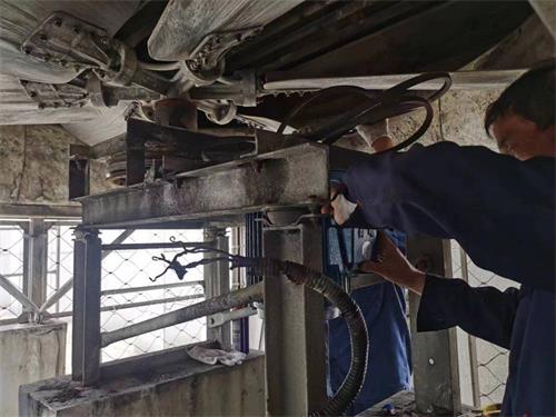 <a href=http://www.whqjzx.com/tags/23_0.html target=_blank class=infotextkey>冷卻塔風機</a>噪聲控制方法